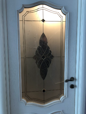 Реставрация и ремонт витражей.. 